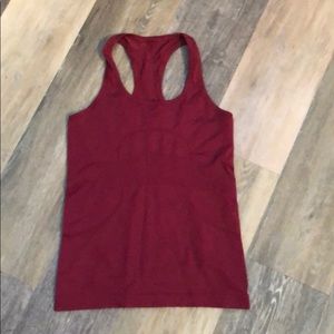 Lululemon swiftly tech racer back